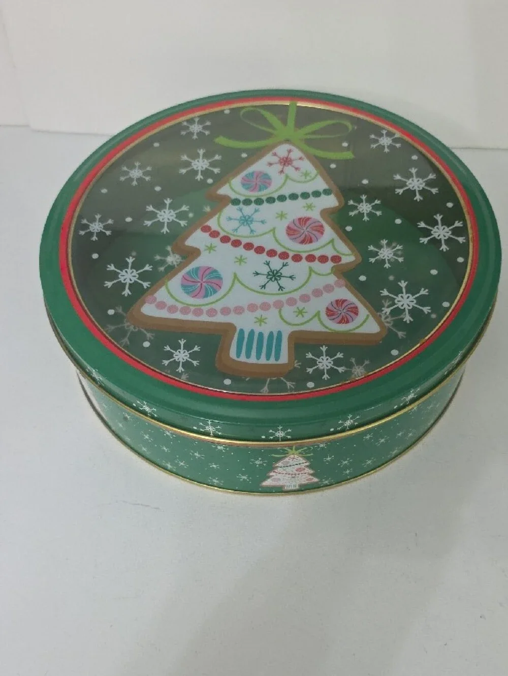 Lindy Bowman Holiday Green Decorative Tin with Christmas Tree Design, NWT